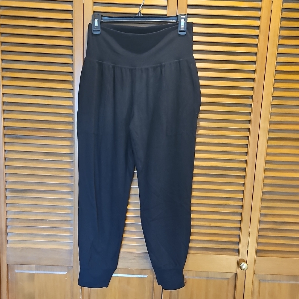 Black High-Waist Knit Jogger Pants